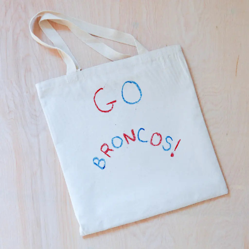 Color Your Own Tote at Hi Little One